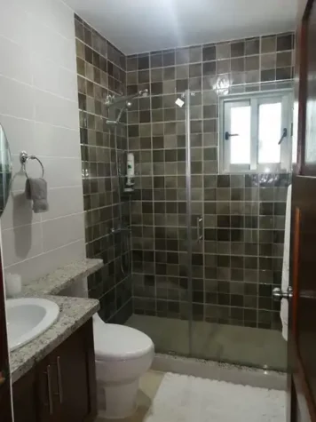 baño apartamento de renta en jarabacoa
