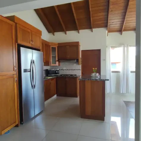 cocina comedor apartamento de renta jarabacoa